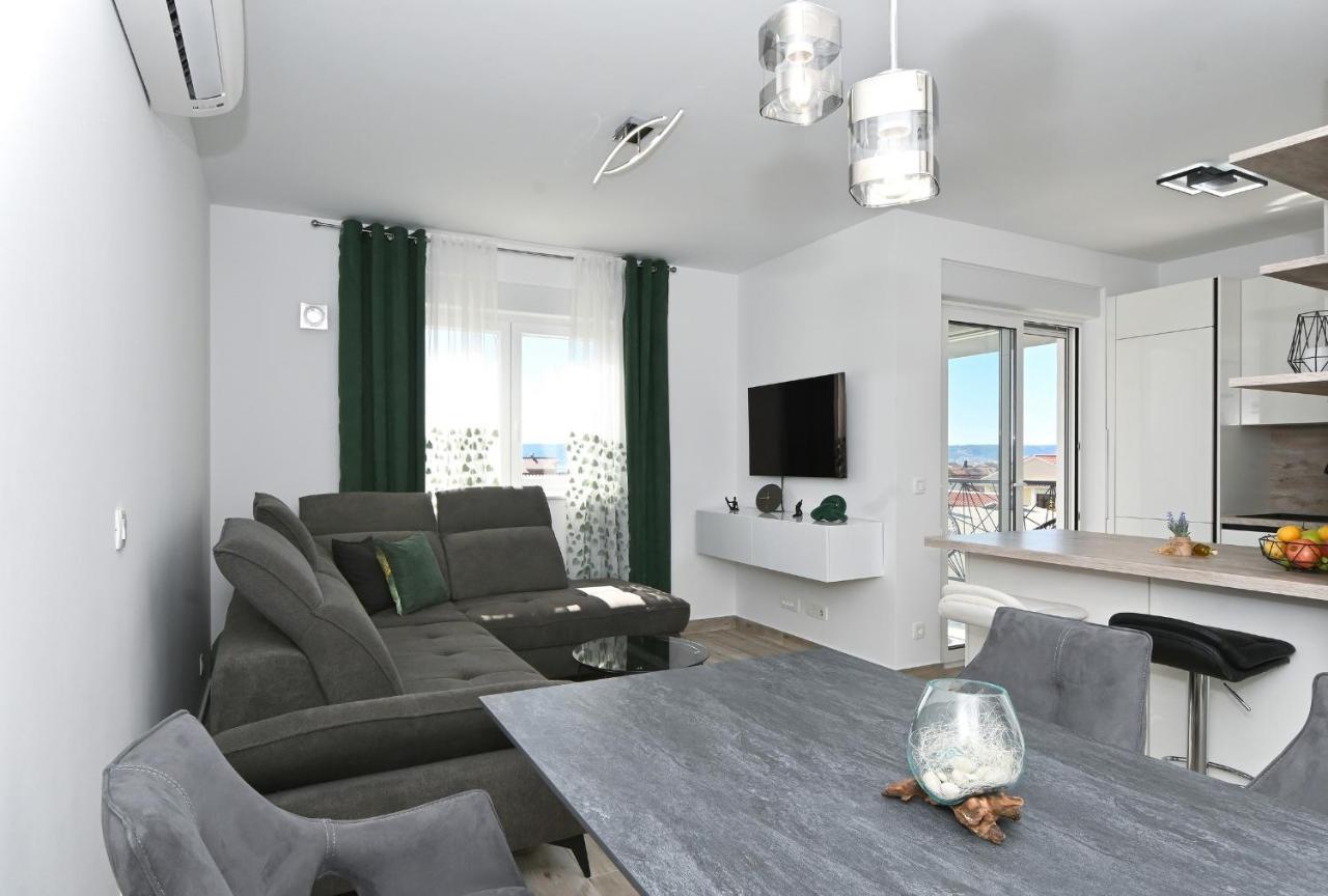 Luxury Apartment White Crystal Kastela Ngoại thất bức ảnh