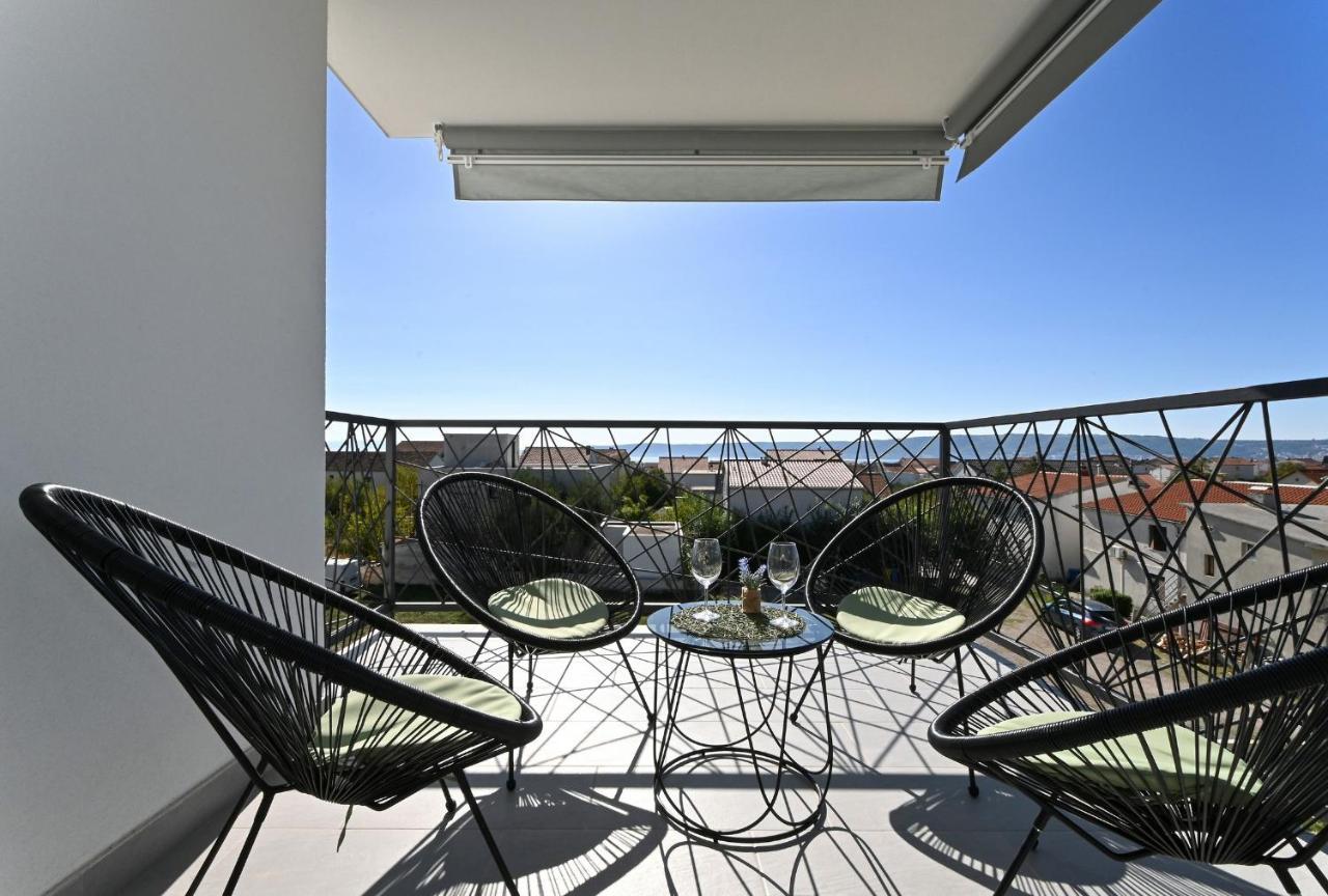 Luxury Apartment White Crystal Kastela Ngoại thất bức ảnh