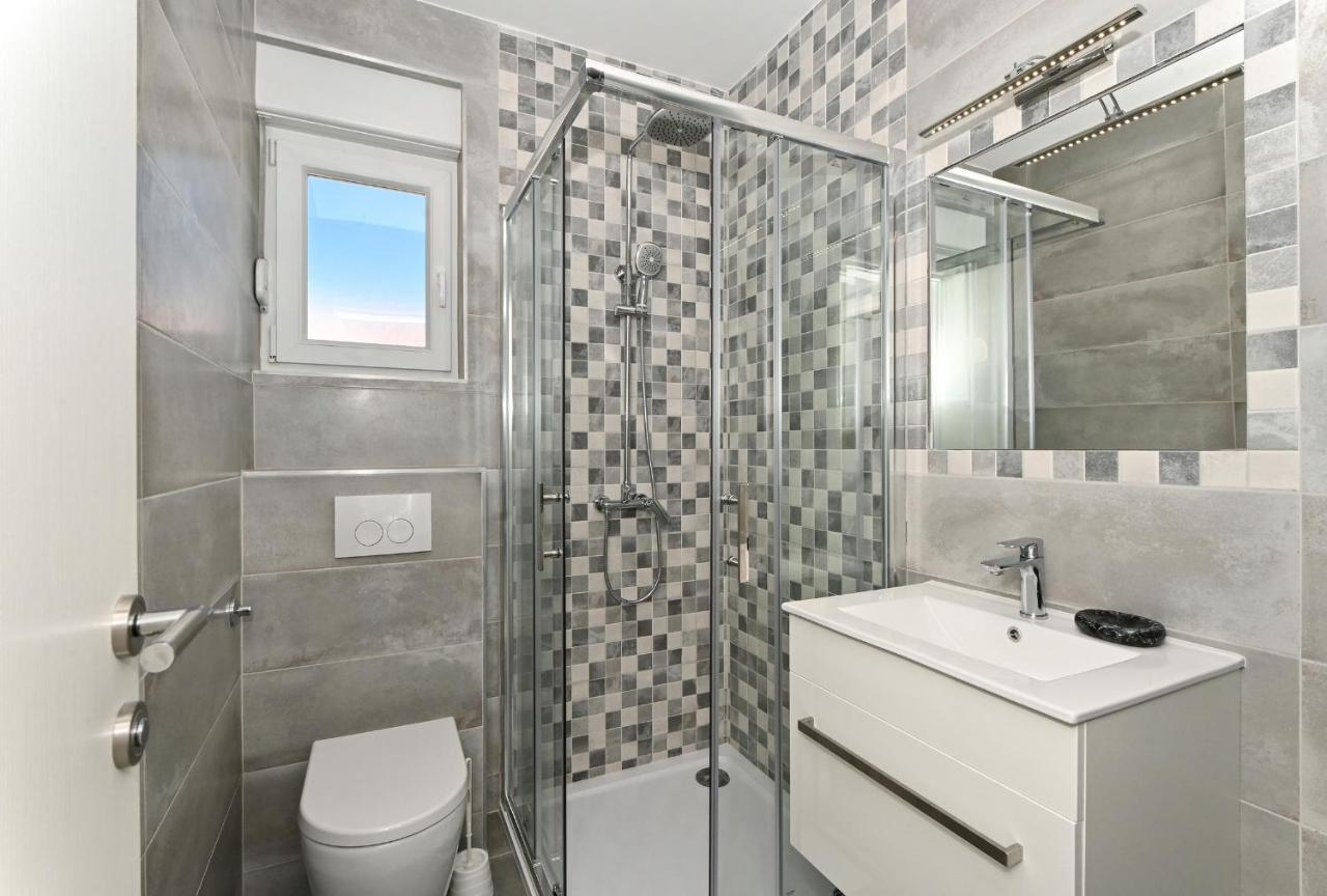 Luxury Apartment White Crystal Kastela Ngoại thất bức ảnh