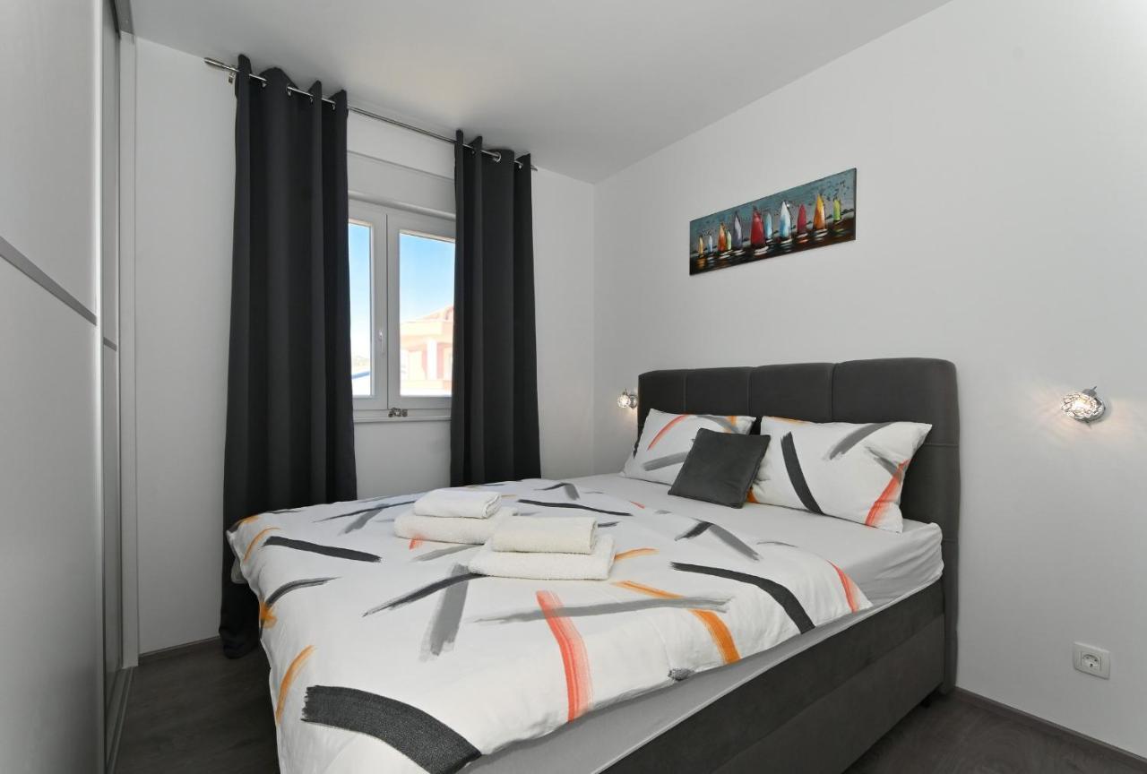 Luxury Apartment White Crystal Kastela Ngoại thất bức ảnh