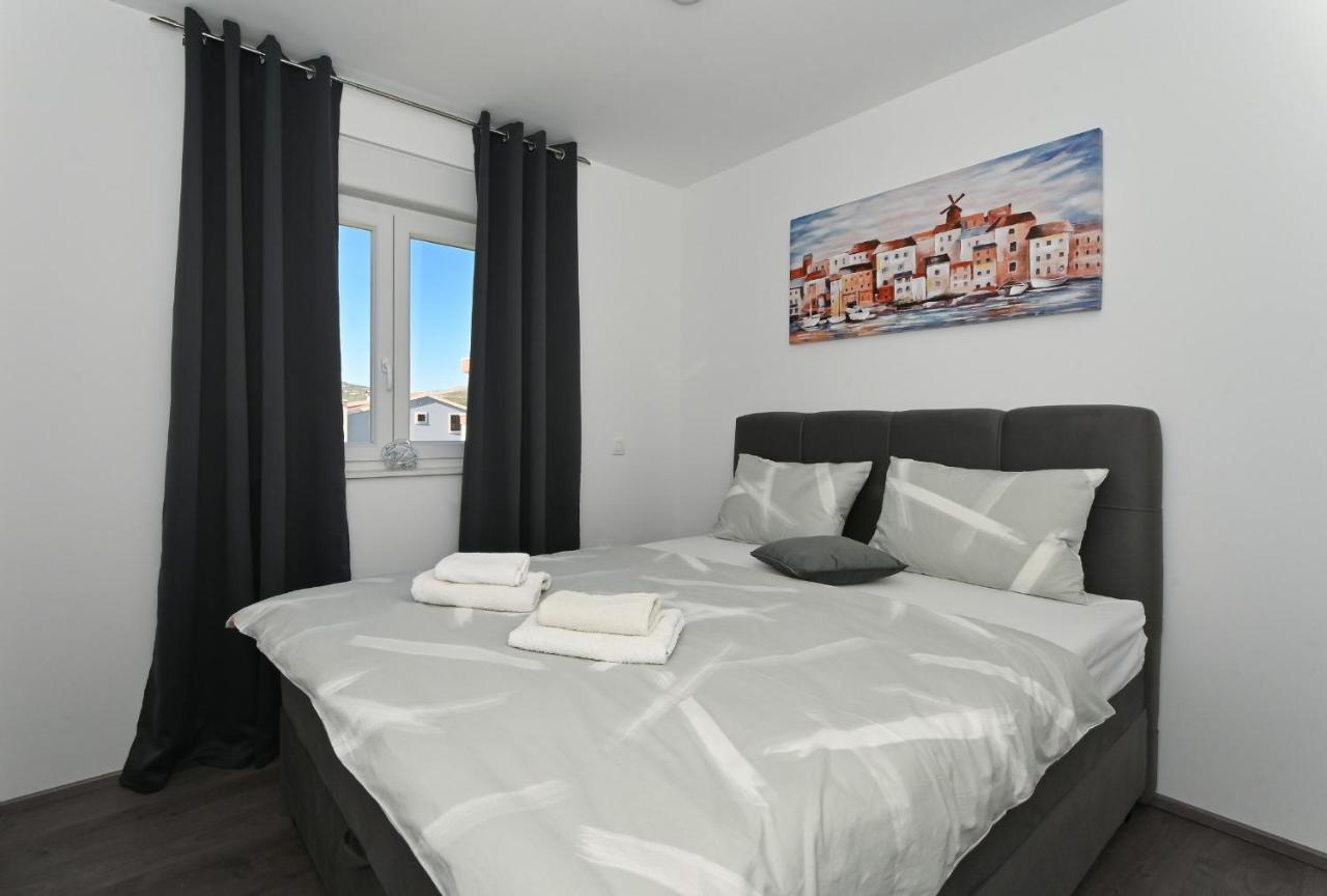 Luxury Apartment White Crystal Kastela Ngoại thất bức ảnh